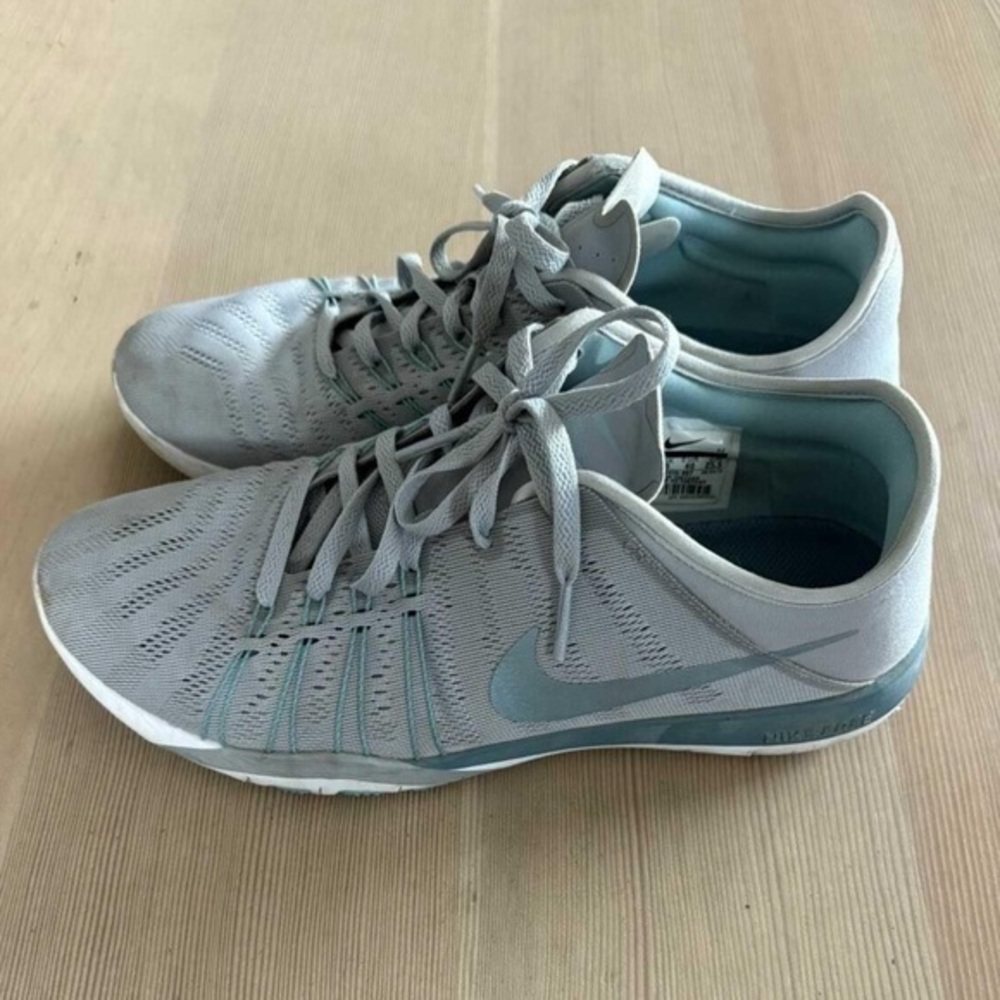 NIKE | Free TR 6 Grey and blue running cross training shoes Sneakers size 8.5